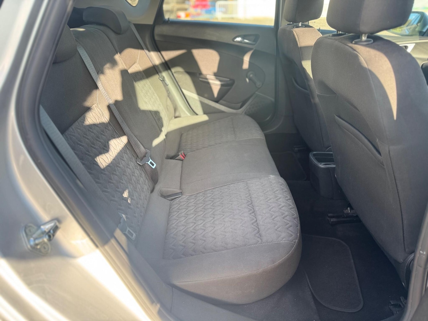 Used Vauxhall Astra 2013 for sale - 78083917: Photo 15