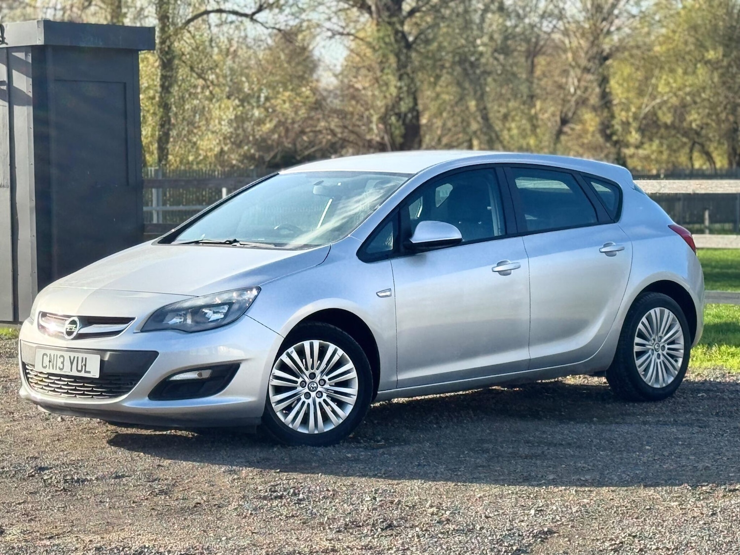Used Vauxhall Astra 2013 for sale - 78083917: Photo 23