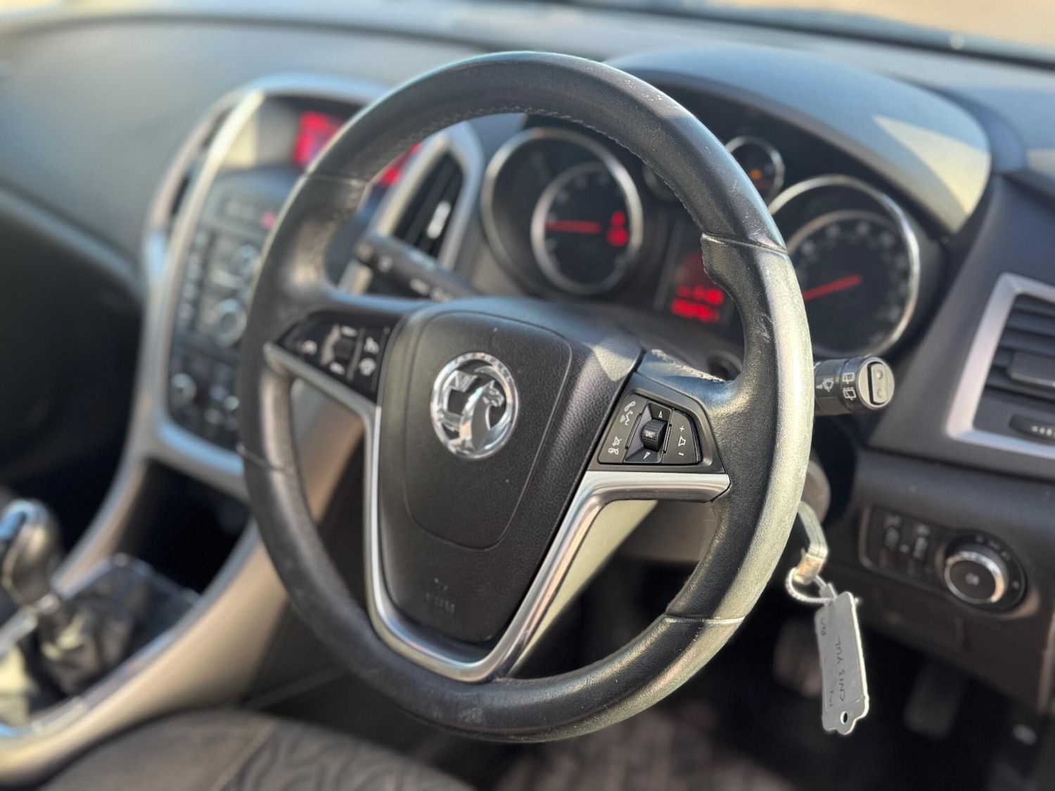 Used Vauxhall Astra 2013 for sale - 78083917: Photo 9