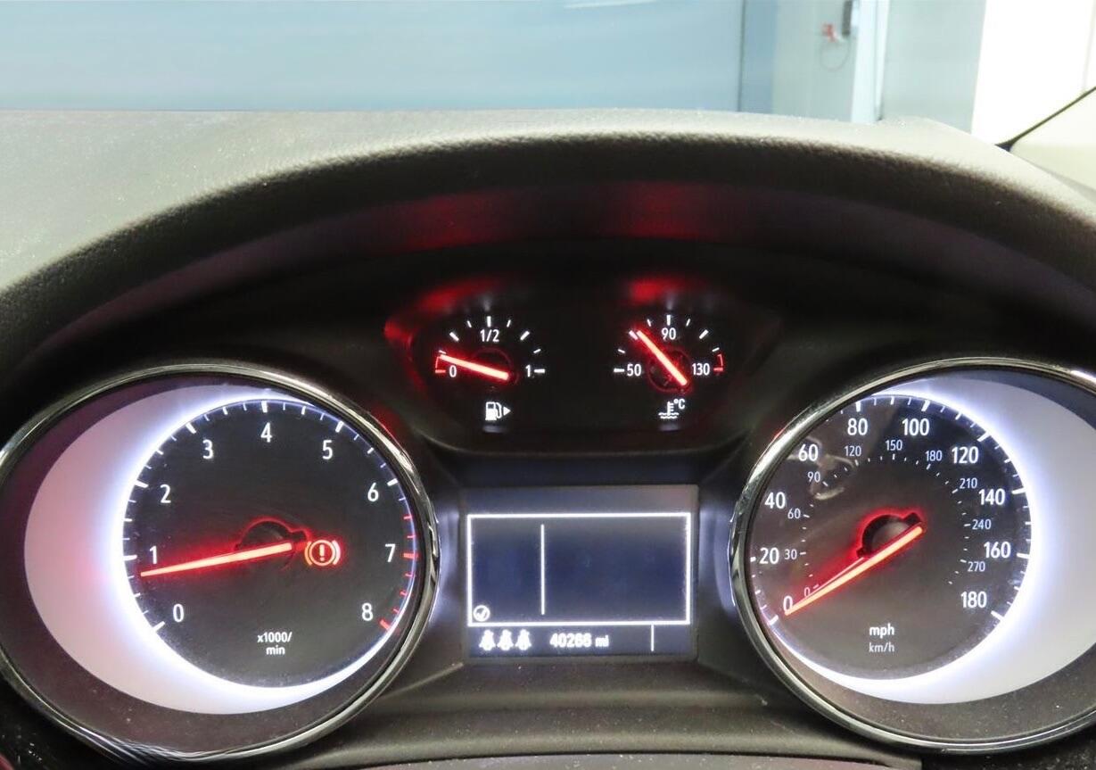 Used Vauxhall Astra 2018 for sale - 78141020: Photo 2