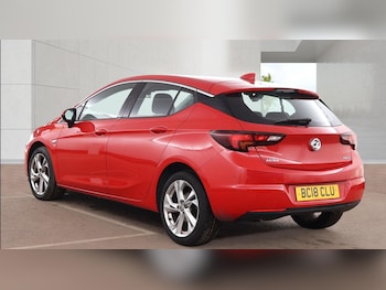 Used Vauxhall Astra 2018 for sale - 78129206: Photo