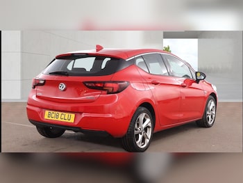Used Vauxhall Astra 2018 for sale - 78129206: Photo