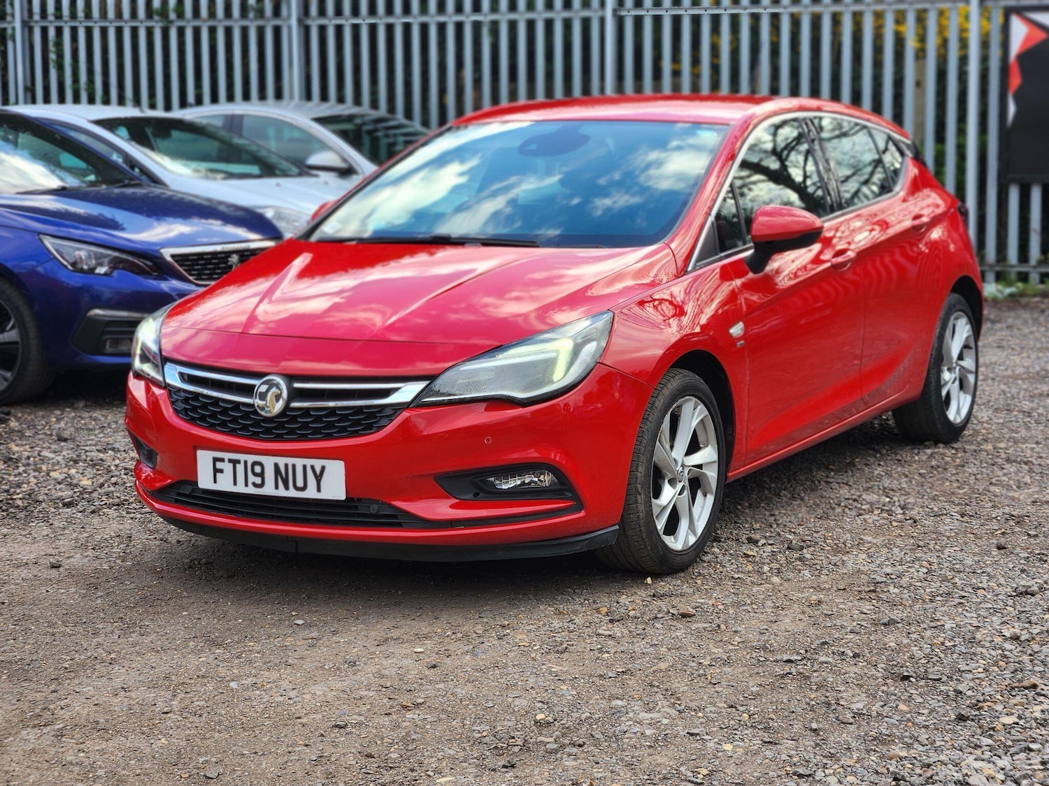 Used Vauxhall Astra 2019 for sale - 78083939: Photo 3