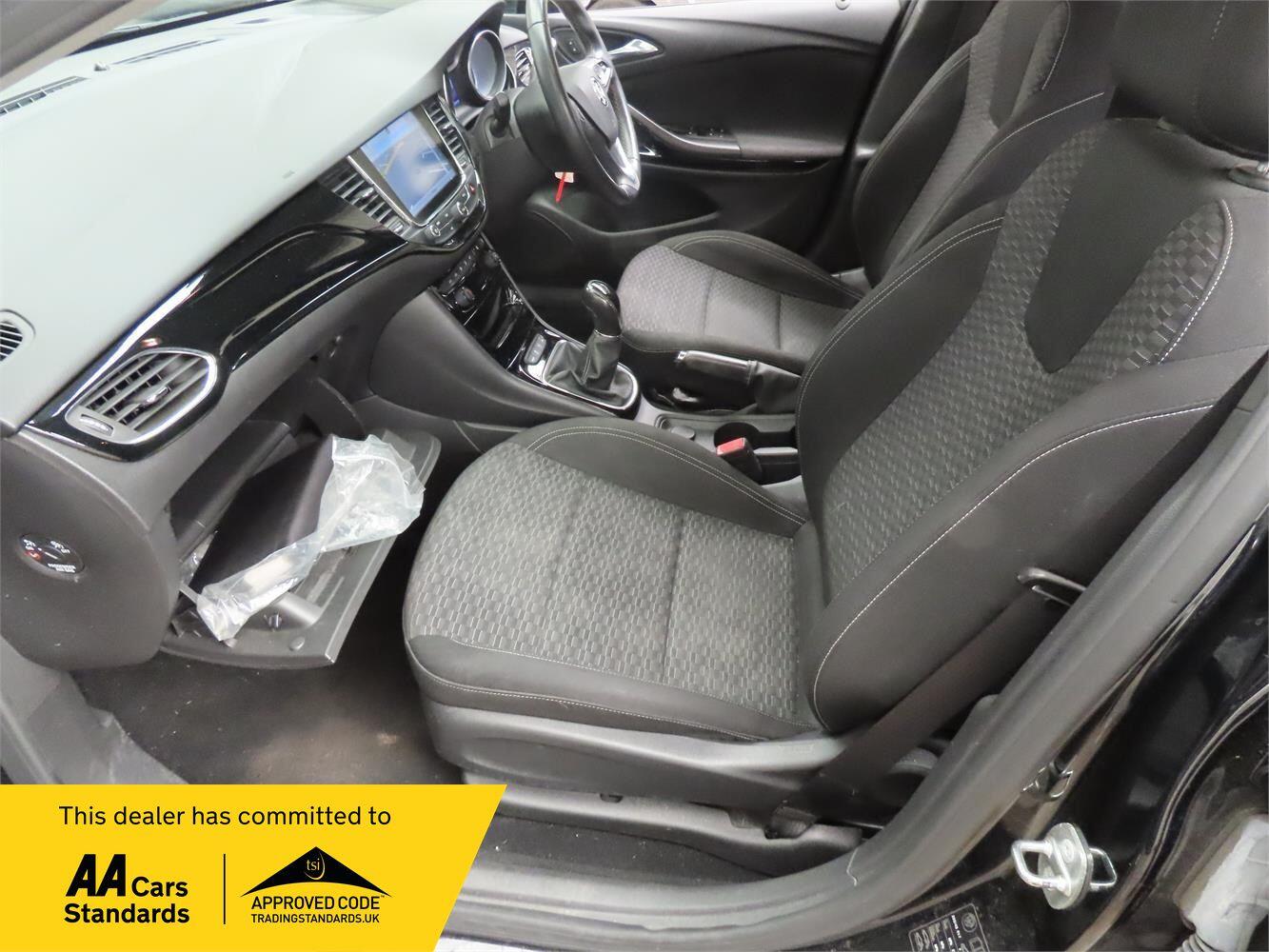 Used Vauxhall Astra 2018 for sale - 78083979: Photo 2