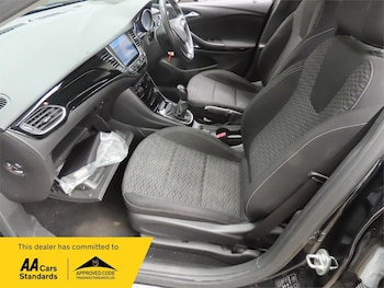 Used Vauxhall Astra 2018 for sale - 78083979: Photo
