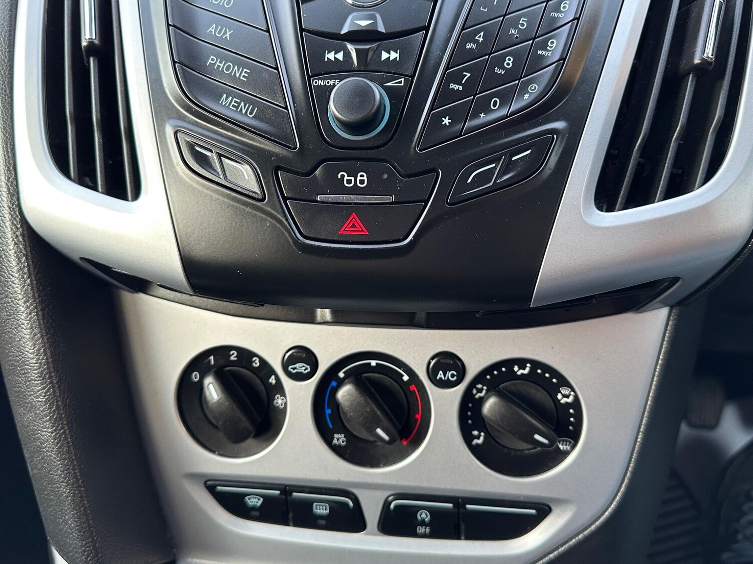 Used Ford Focus 2012 for sale - 78083964: Photo 15