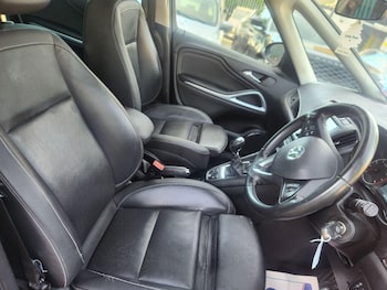 Used Vauxhall Zafira Tourer 2018 for sale - 78509486: Photo