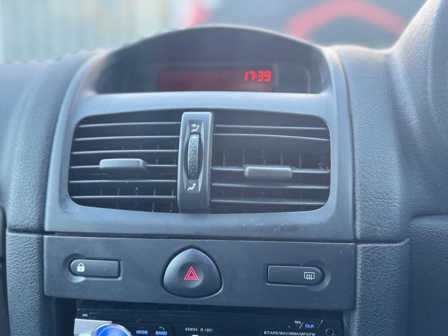 Used Renault Clio 2007 for sale - 78083907: Photo 26