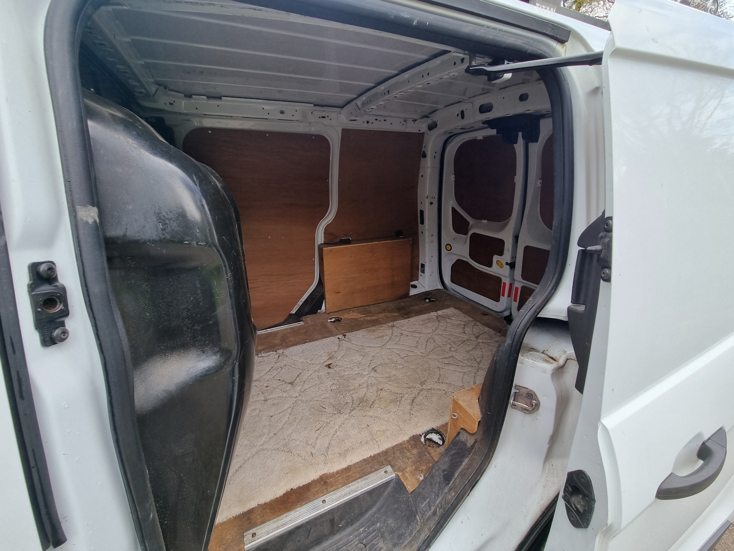 Used Ford Transit Connect 2014 for sale - 78224112: Photo 14