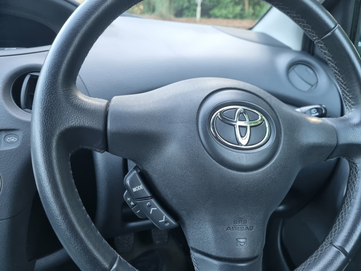 Used Toyota Yaris 2004 for sale - 77125989: Photo 10