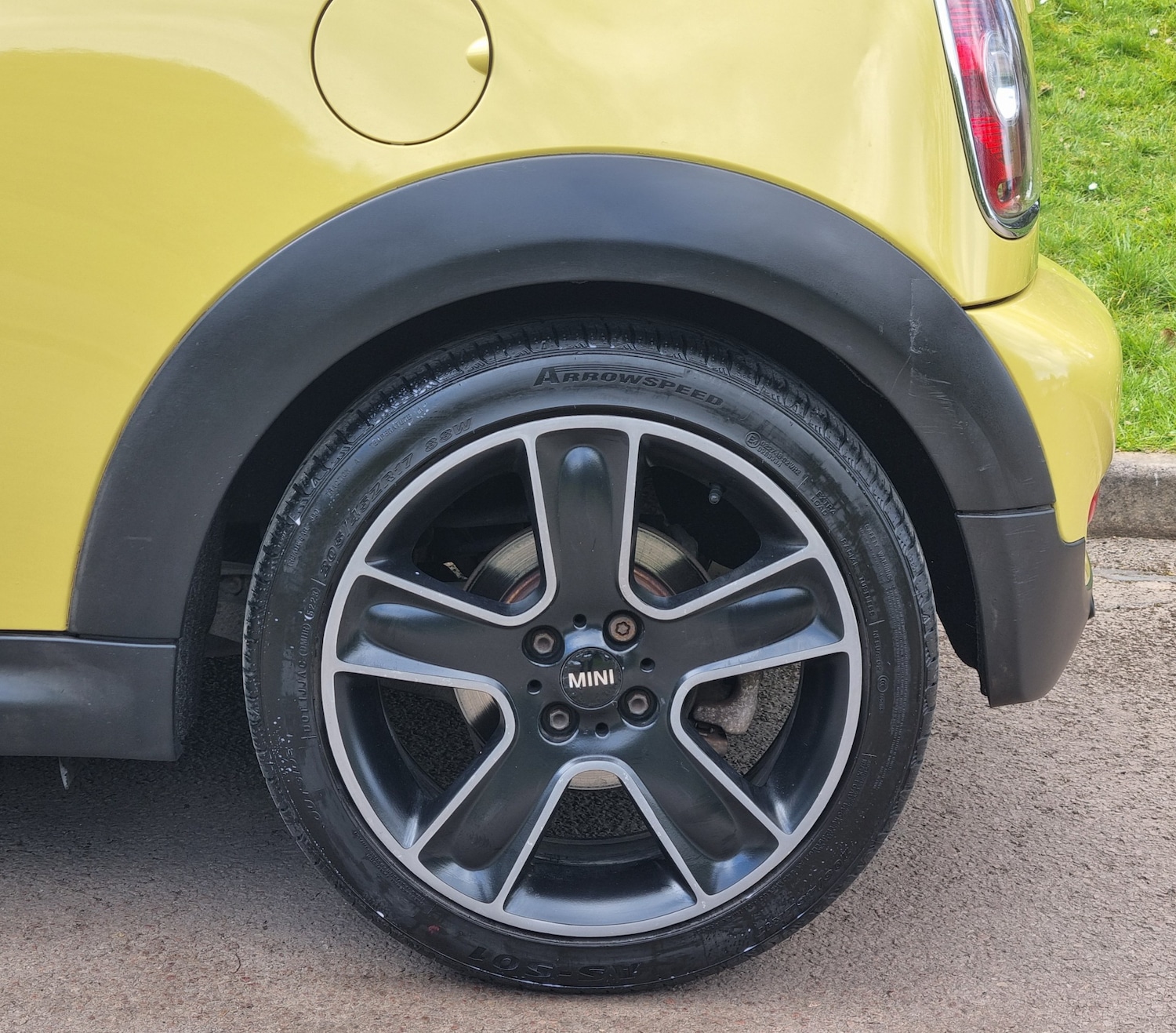 Used MINI Convertible 2009 for sale - 78054329: Photo 17