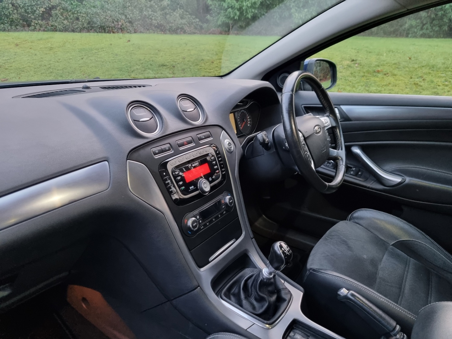 Used Ford Mondeo 2011 for sale - 77213720: Photo 8