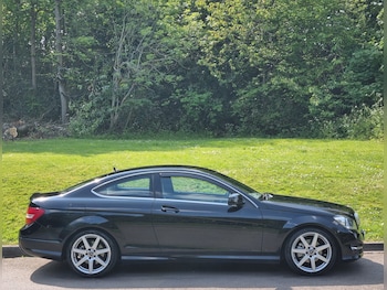Used Mercedes-Benz C Class 2012 for sale - 78390551: Photo