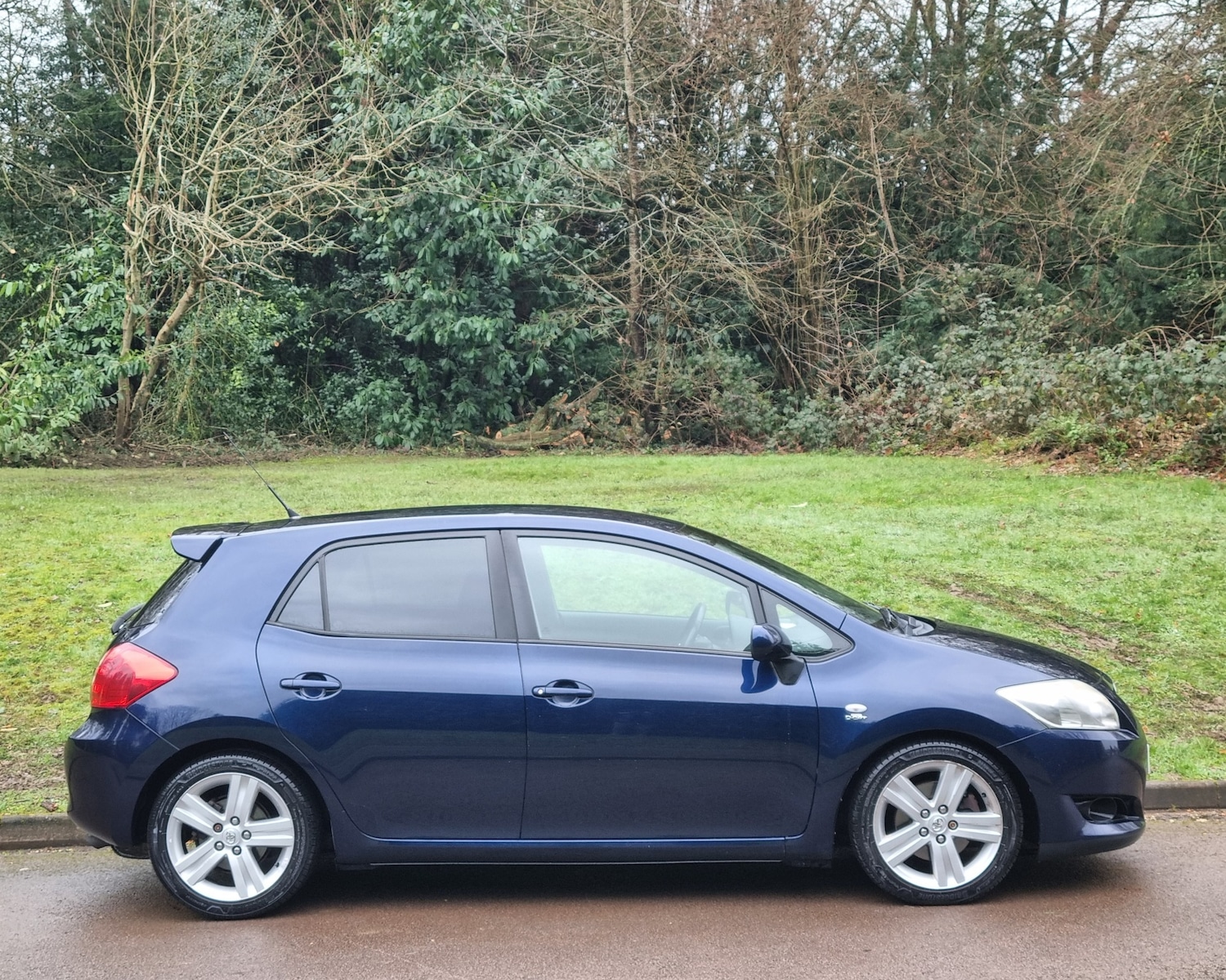 Used Toyota Auris 2008 for sale - 77610635: Photo 2
