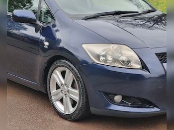 Used Toyota Auris 2008 for sale - 77610635: Photo