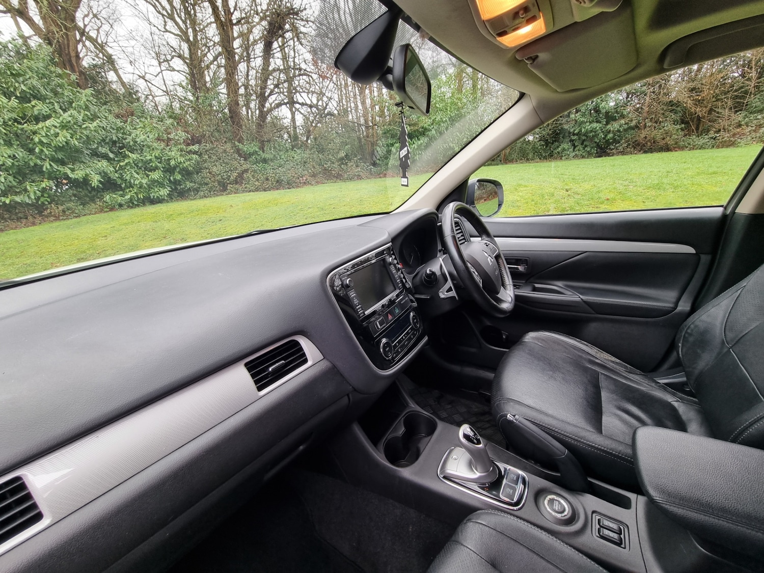 Used Mitsubishi Outlander 2015 for sale - 77492577: Photo 7