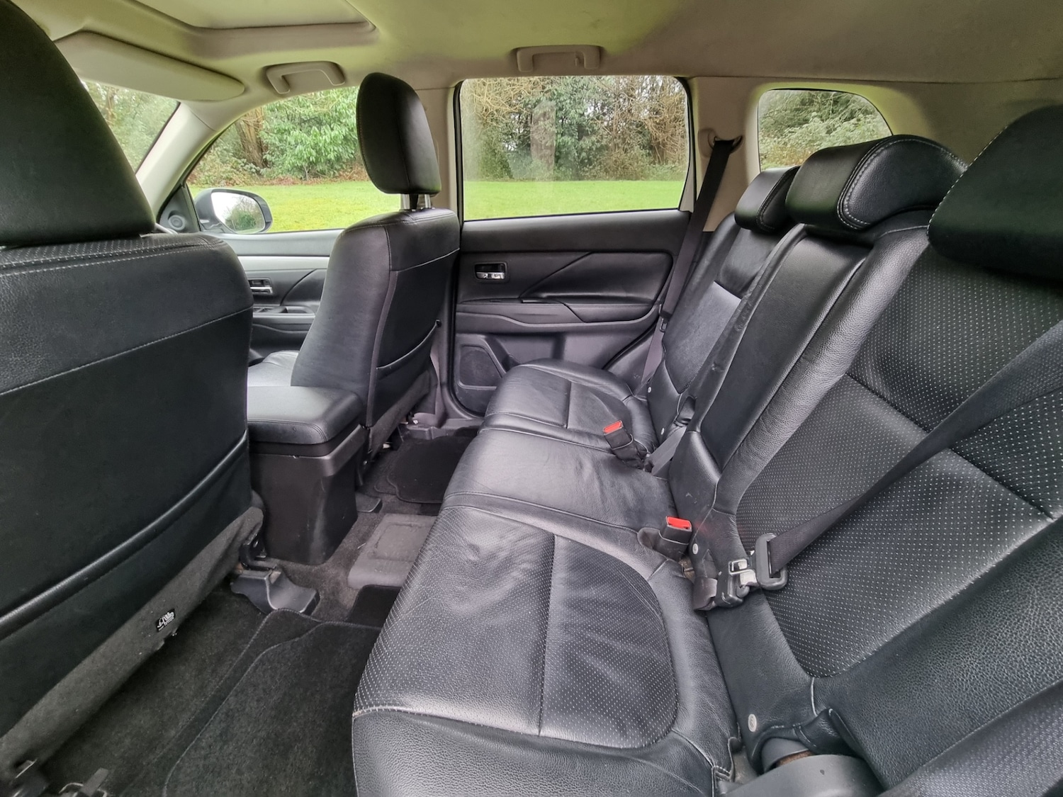 Used Mitsubishi Outlander 2015 for sale - 77492577: Photo 9