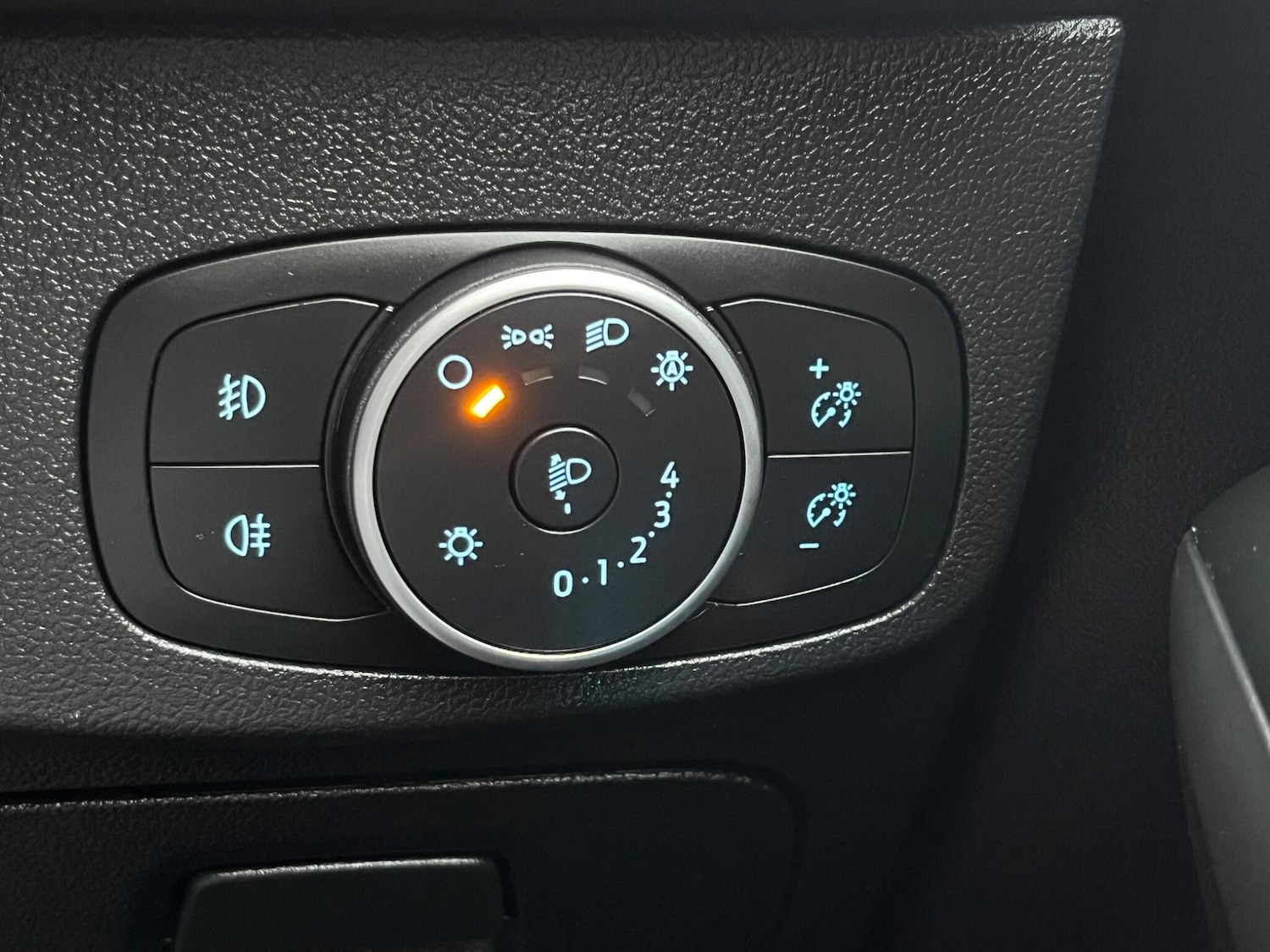 Used Ford Focus for sale - 78033987: Photo 35