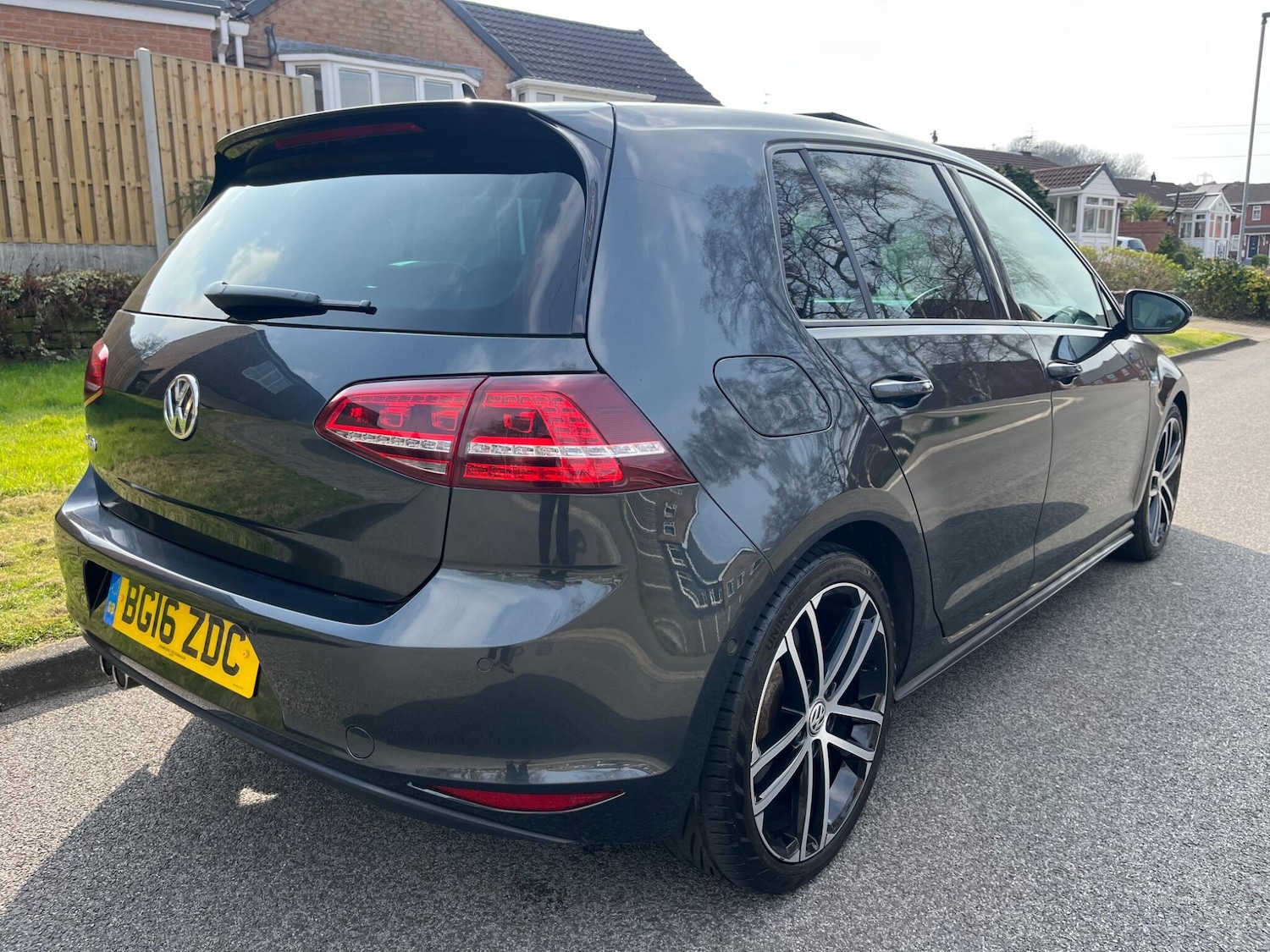 Used Volkswagen Golf for sale - 78034878: Photo 2