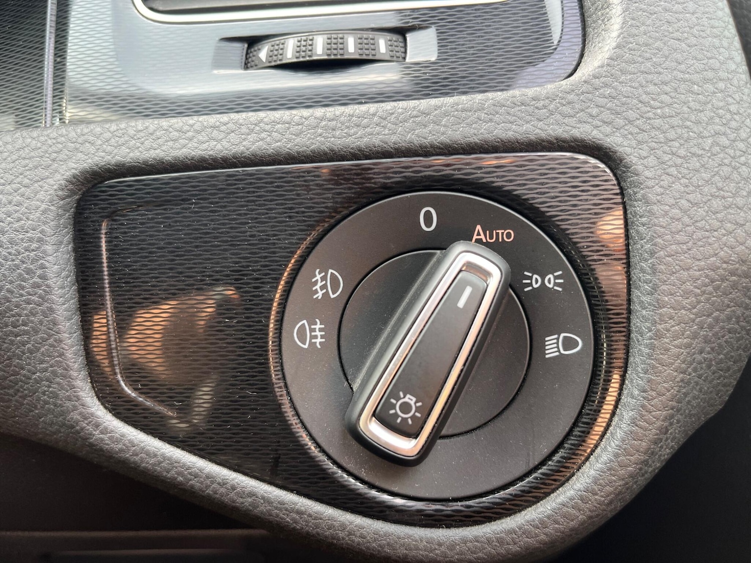 Used Volkswagen Golf for sale - 78034878: Photo 38