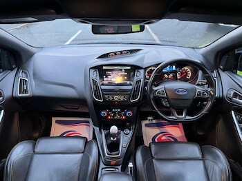 Used Ford Focus 2015 for sale - 78034195: Photo