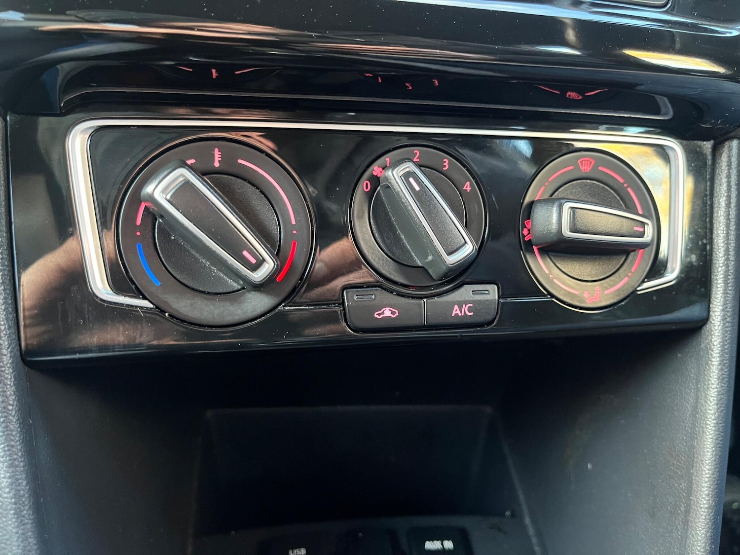 Used Volkswagen Polo for sale - 78034067: Photo 36