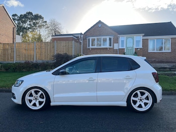 Used Volkswagen Polo 2014 for sale - 78034067: Photo