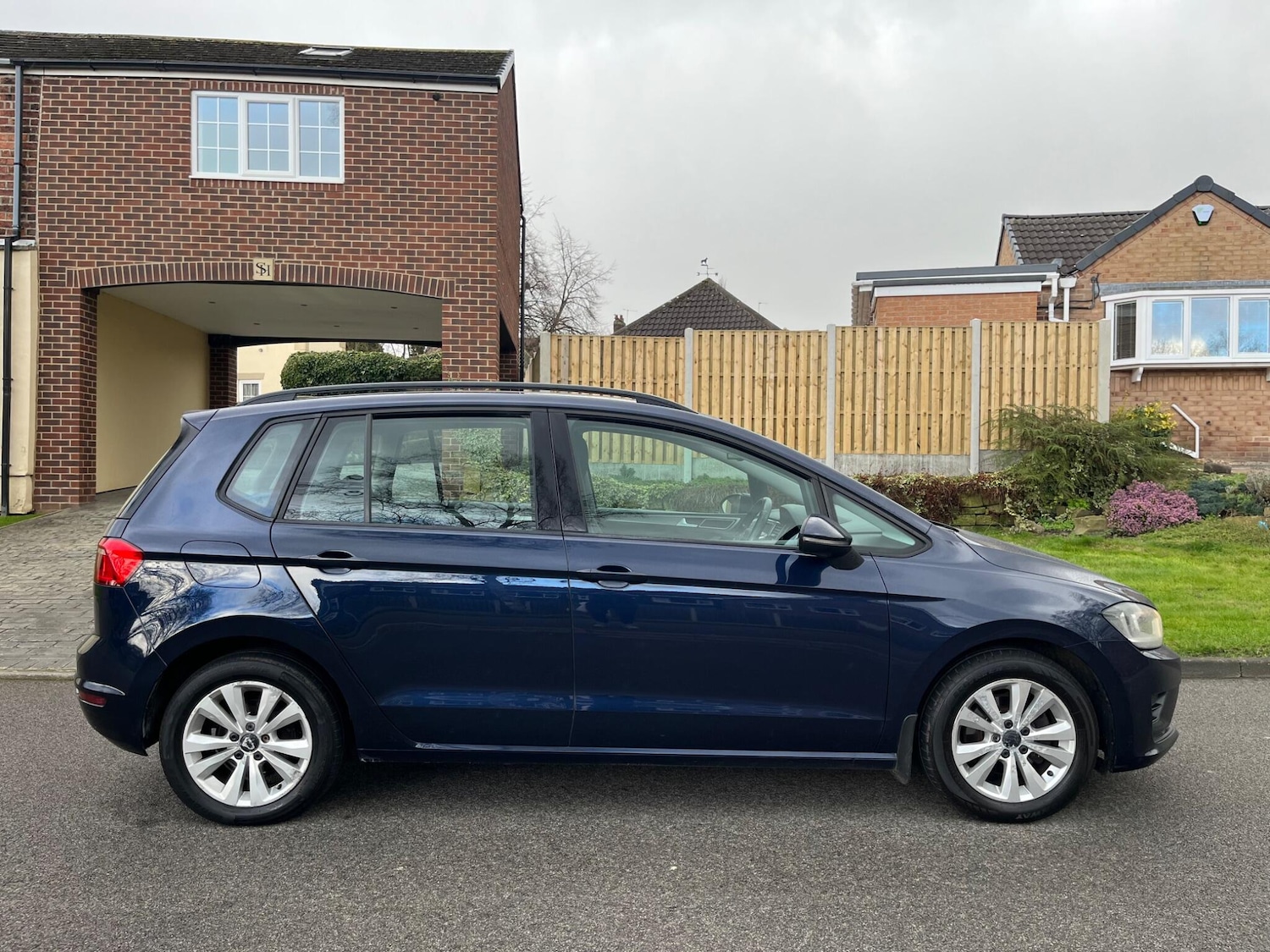 Used Volkswagen Golf SV for sale - 78034105: Photo 3