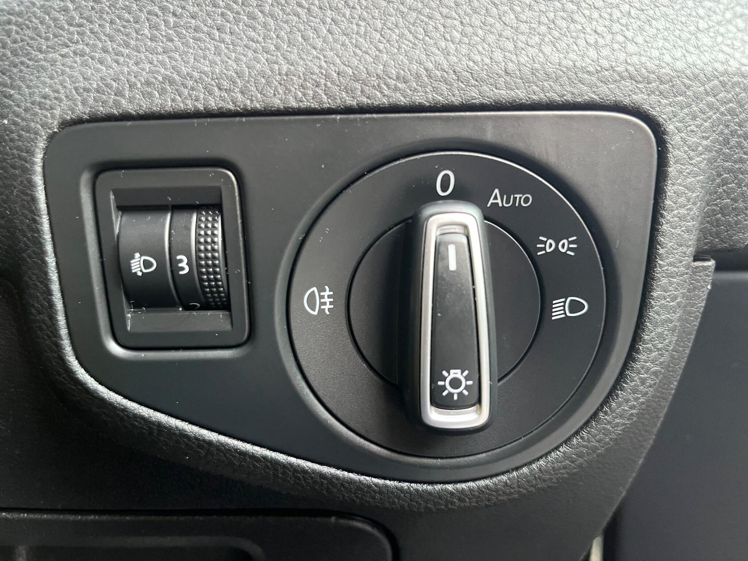 Used Volkswagen Golf SV for sale - 78034105: Photo 33