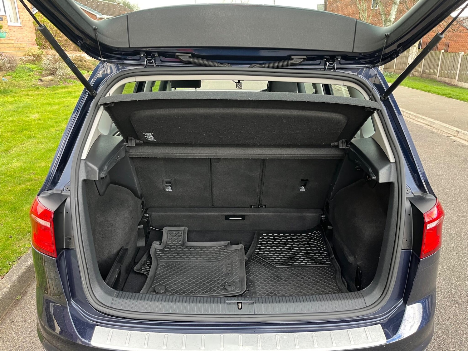 Used Volkswagen Golf SV for sale - 78034105: Photo 5