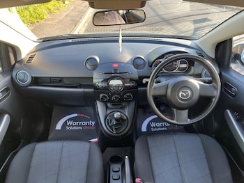 Used Mazda Mazda2 2010 for sale - 78384686: Photo