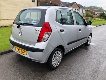 Used Hyundai i10 2010 for sale - 79576888: Photo