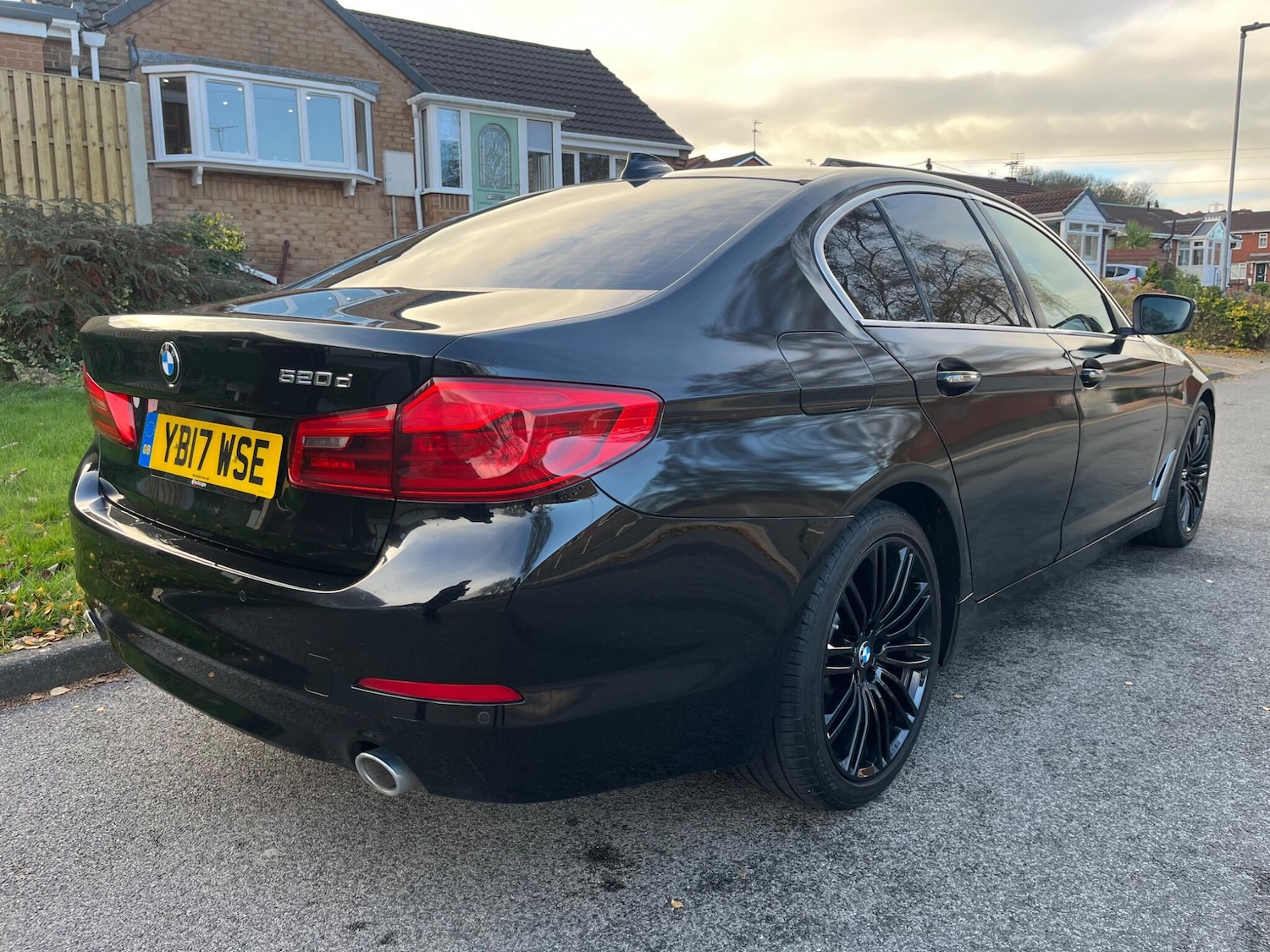 Used BMW 5 Series 2017 for sale - 78100506: Photo 2