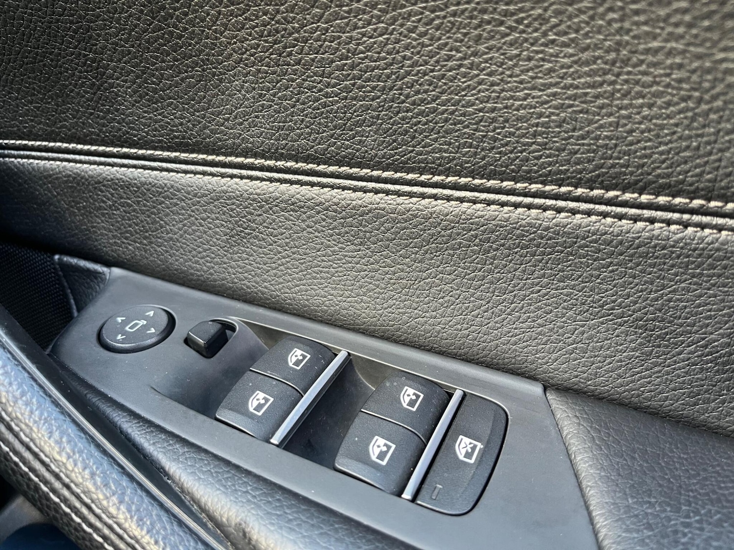 Used BMW 5 Series 2017 for sale - 78100506: Photo 30