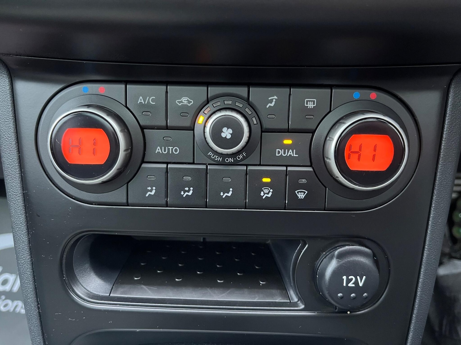 Used Nissan Qashqai for sale - 78034196: Photo 35