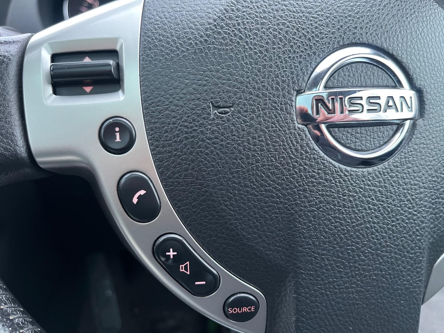 Used Nissan Qashqai for sale - 78034196: Photo 40