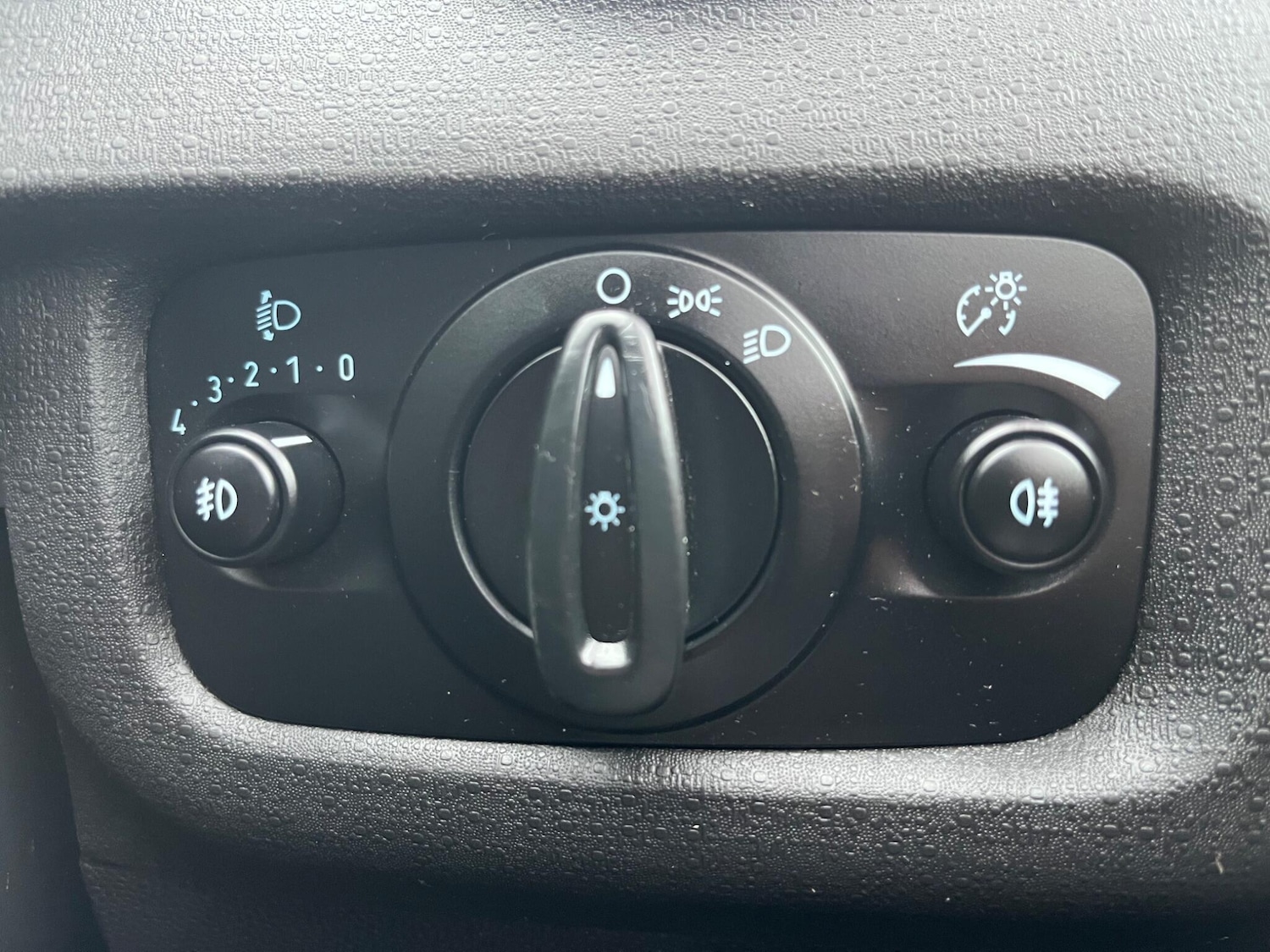 Used Ford Fiesta for sale - 78034288: Photo 27