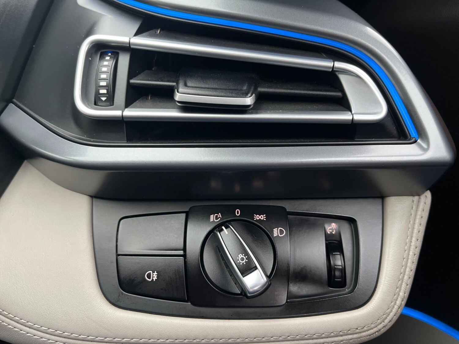 Used BMW i8 for sale - 78101259: Photo 40