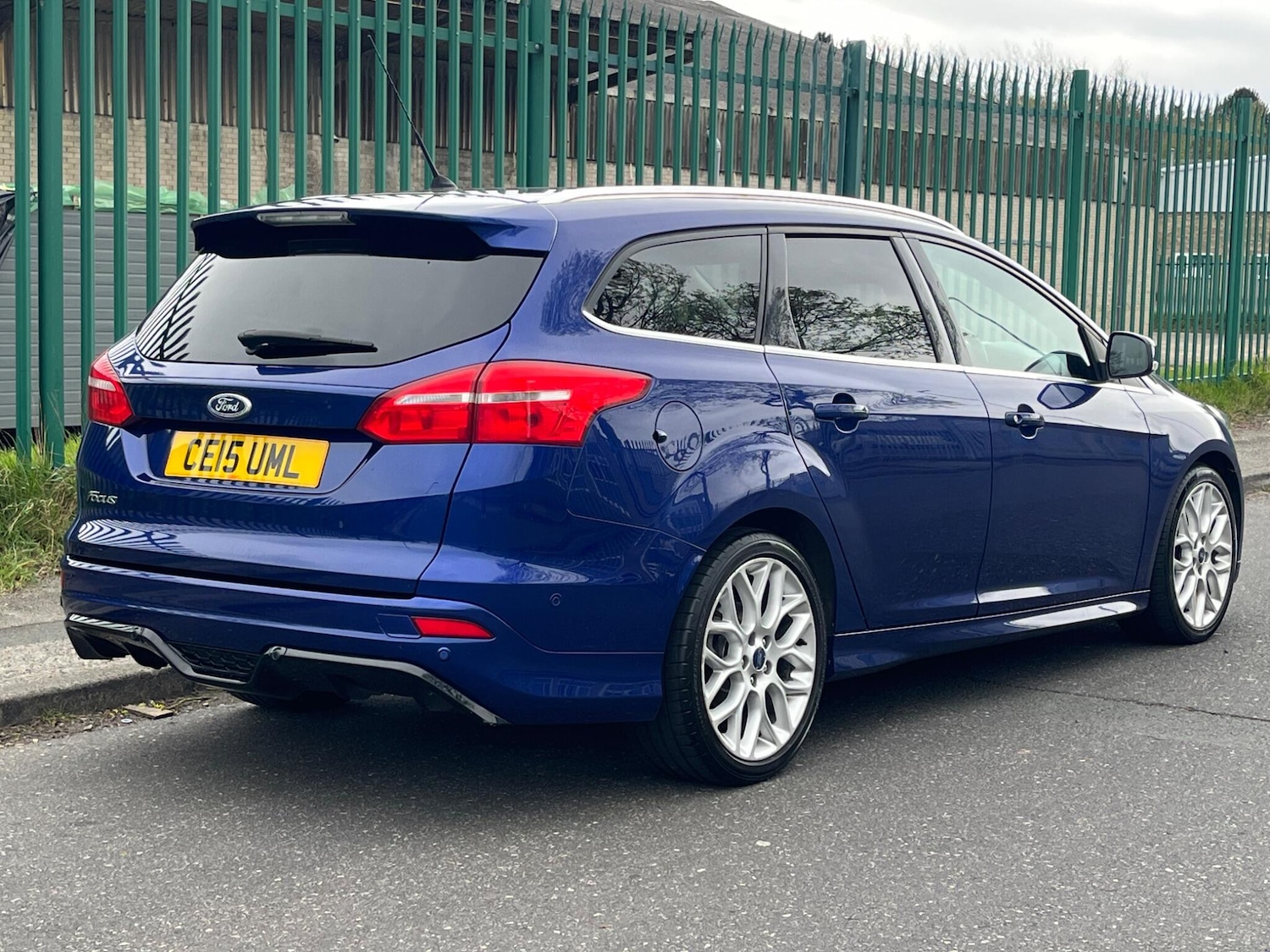 Used Ford Focus for sale - 78135744: Photo 2