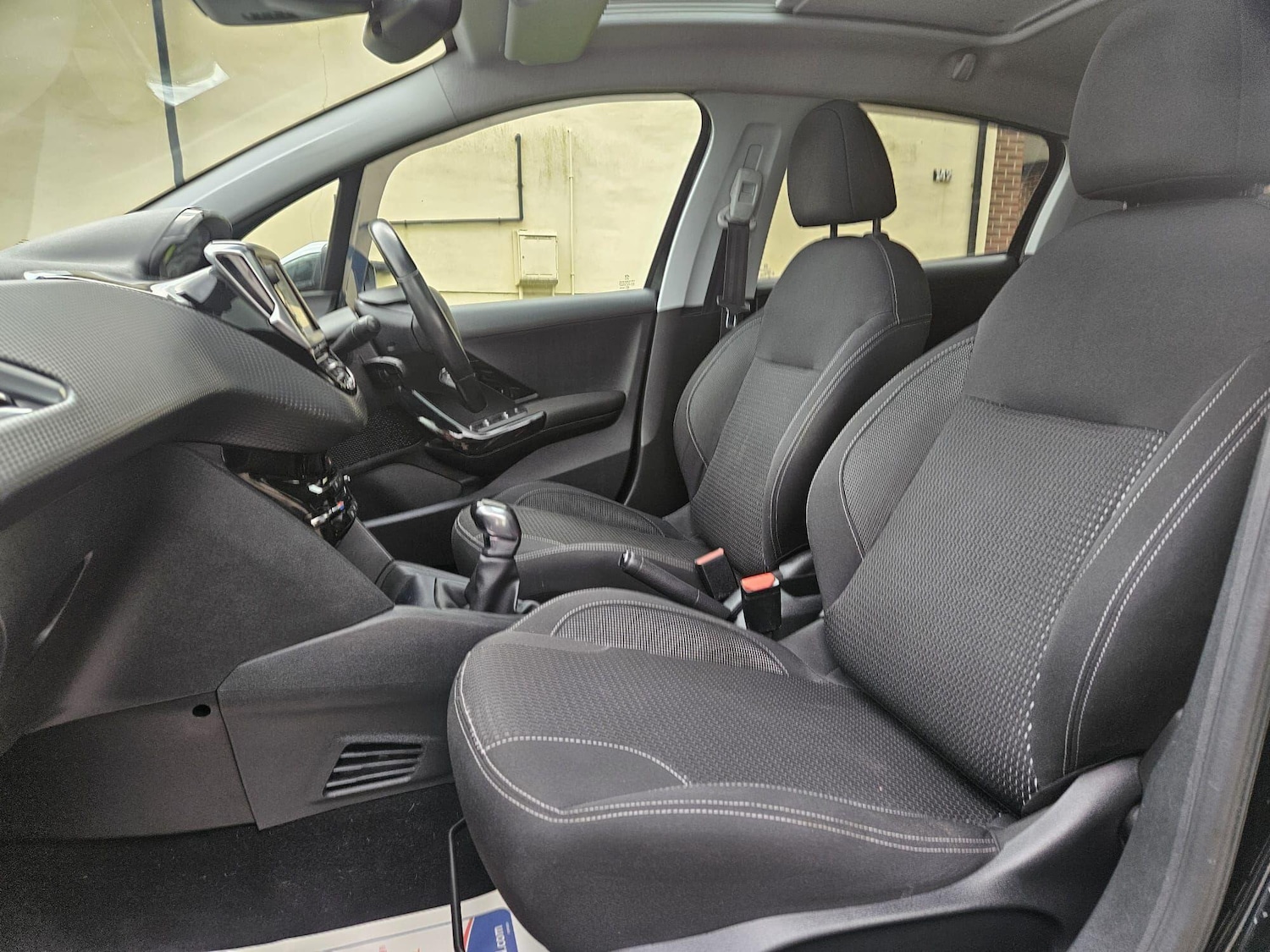 Used Peugeot 208 for sale - 78034290: Photo 39