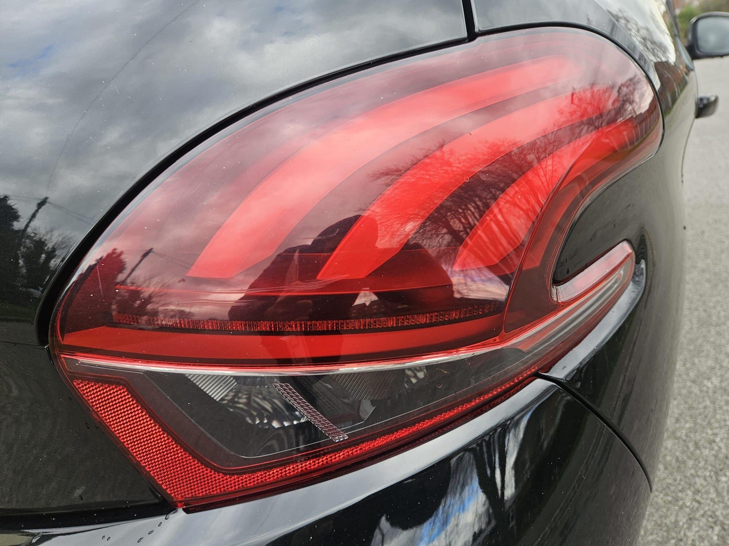 Used Peugeot 208 for sale - 78034290: Photo 42