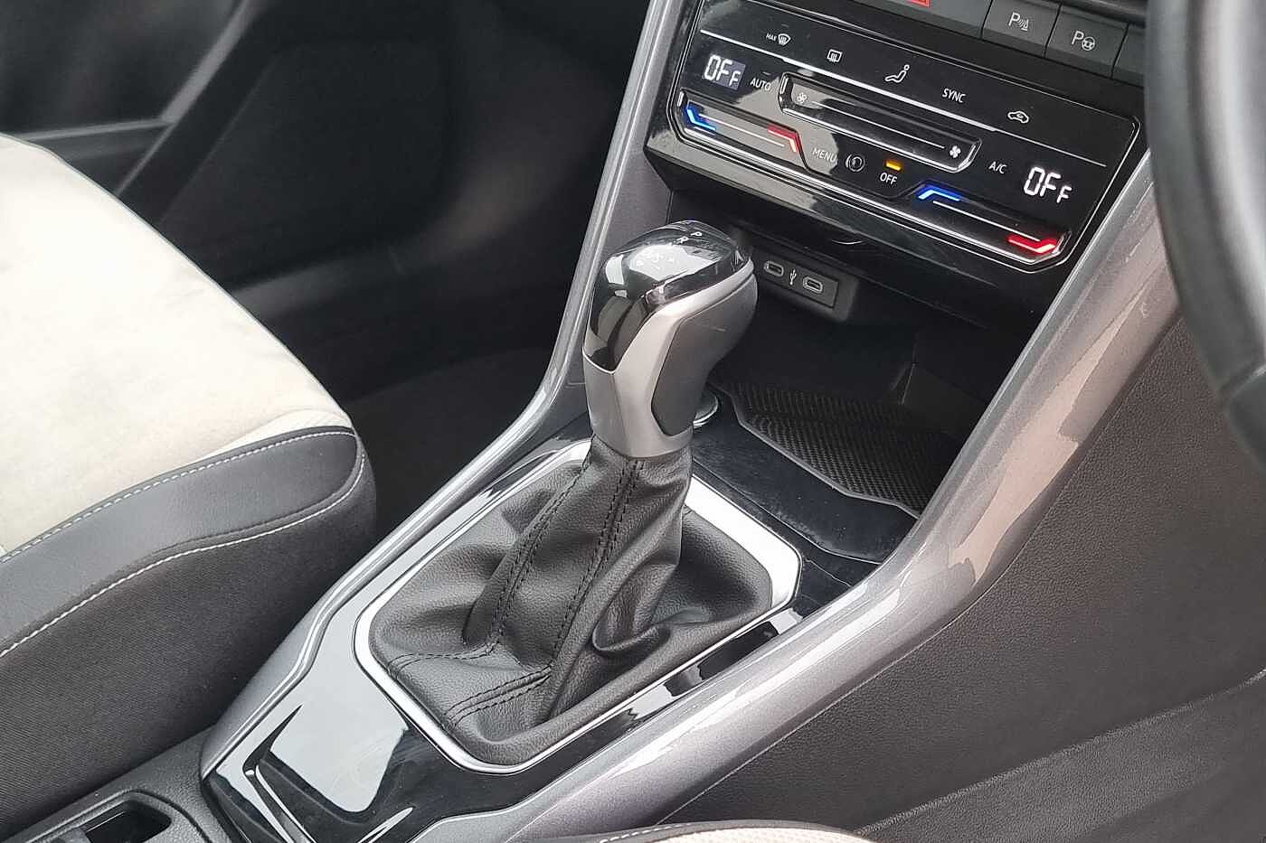 Used Volkswagen T-Roc 2023 for sale - 76111228: Photo 10
