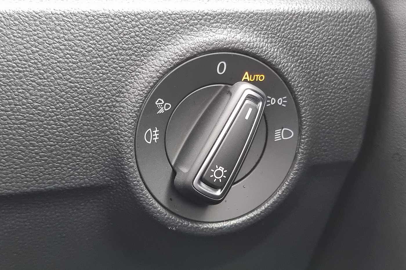 Used Volkswagen T-Roc 2023 for sale - 76111228: Photo 17
