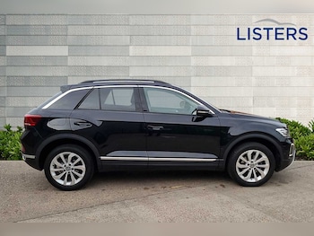 Used Volkswagen T-Roc 2023 for sale - 76111228: Photo 4