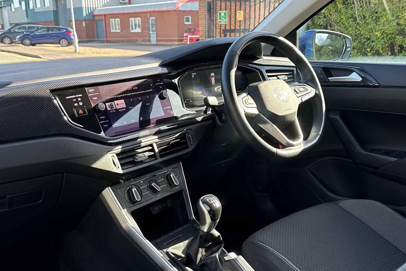 Used Volkswagen Polo 2024 for sale - 76111651: Photo 2