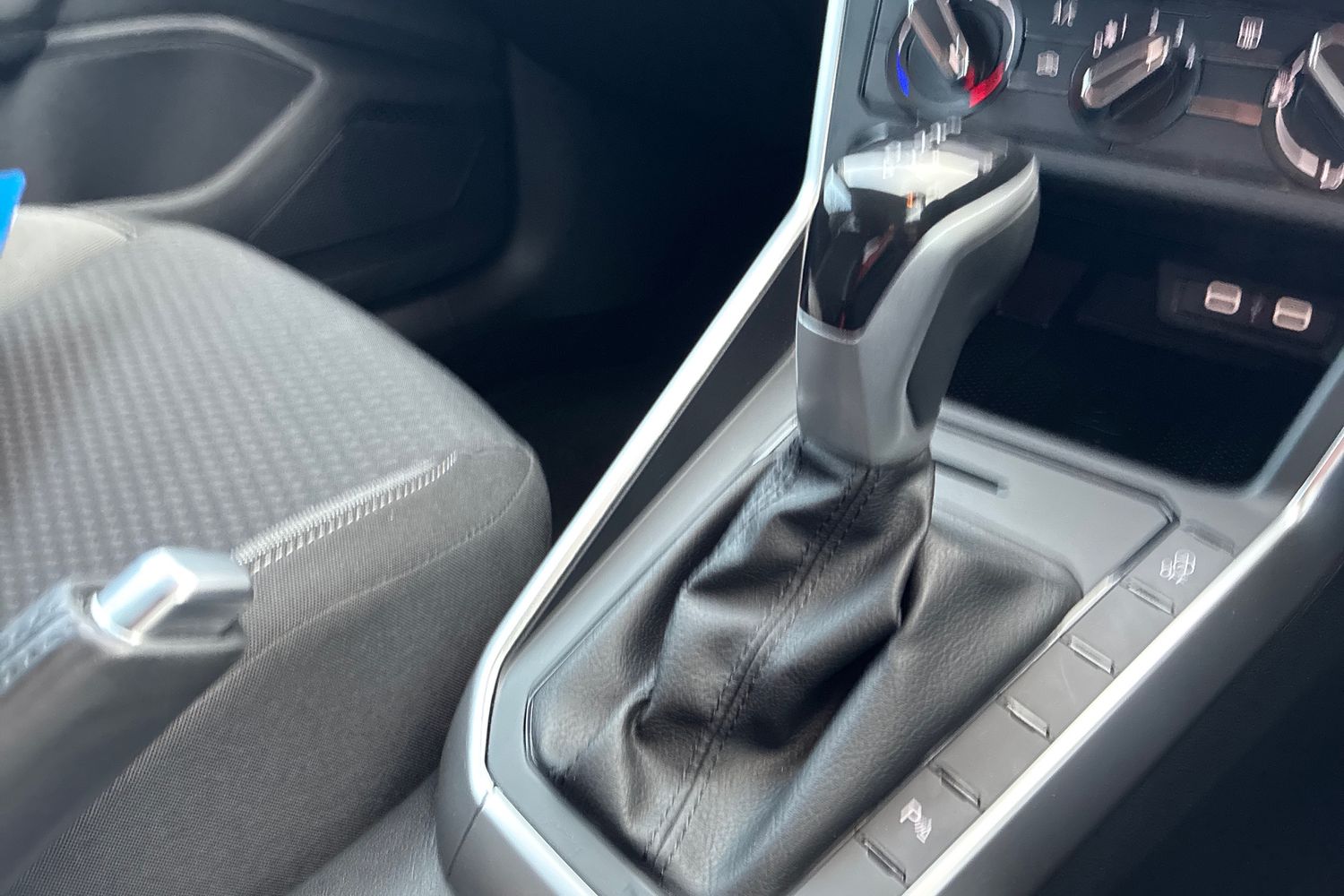 Used Volkswagen Polo 2024 for sale - 76800452: Photo 14