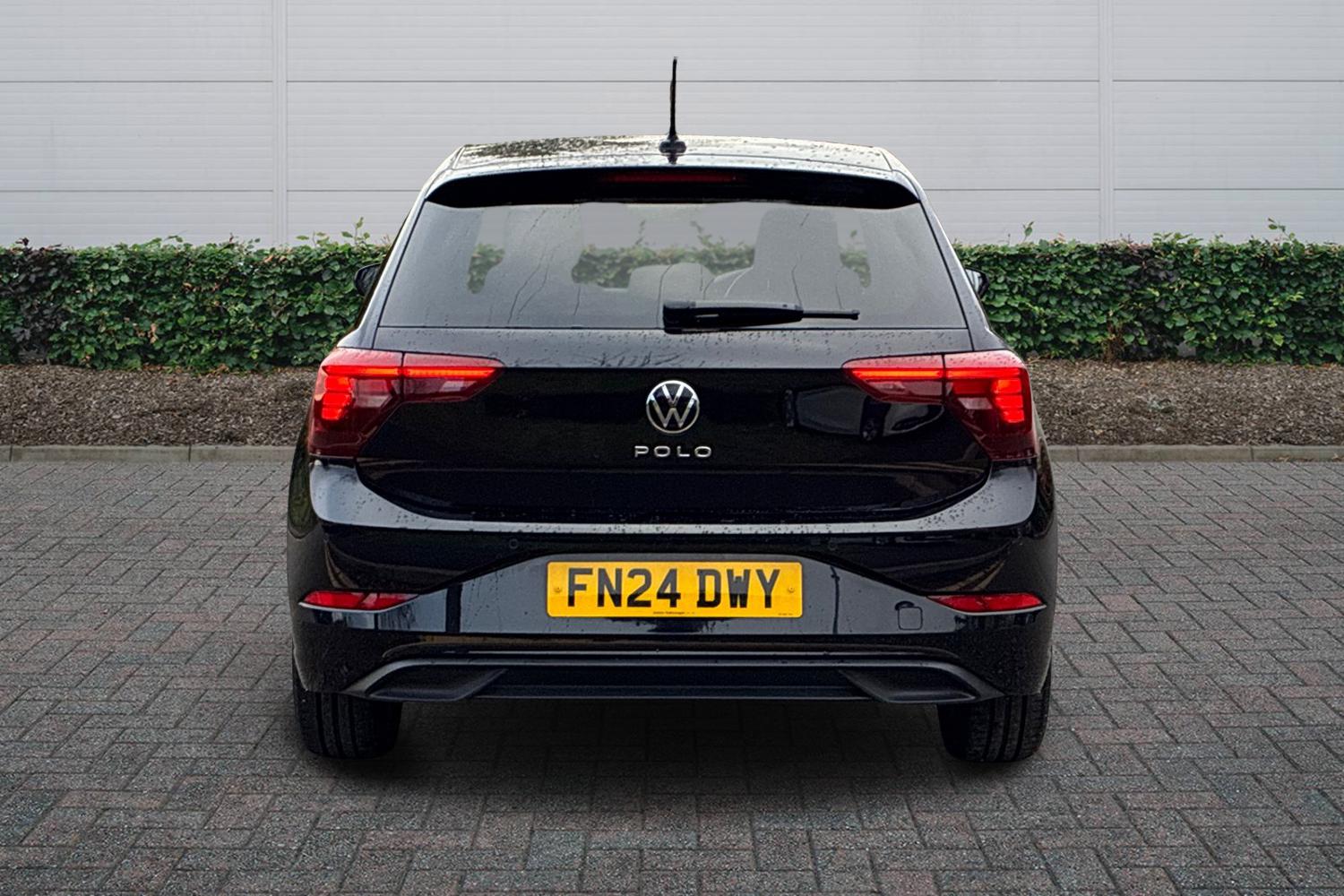 Used Volkswagen Polo 2024 for sale - 76800452: Photo 4