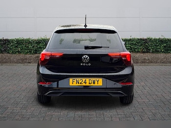 Used Volkswagen Polo 2024 for sale - 76800452: Photo