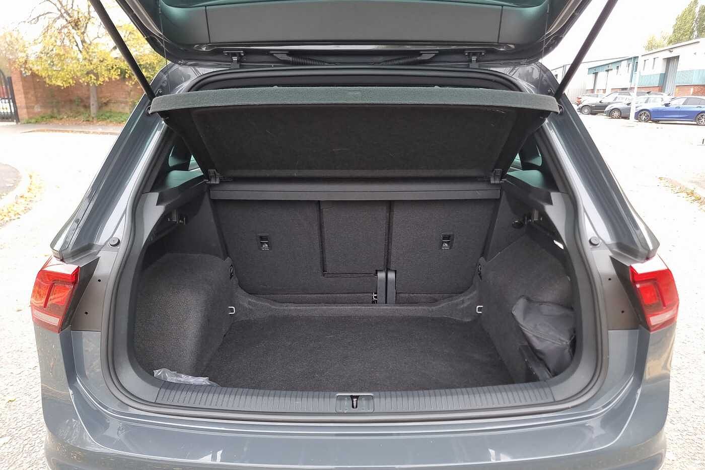 Used Volkswagen Tiguan 2023 for sale - 76168402: Photo 12