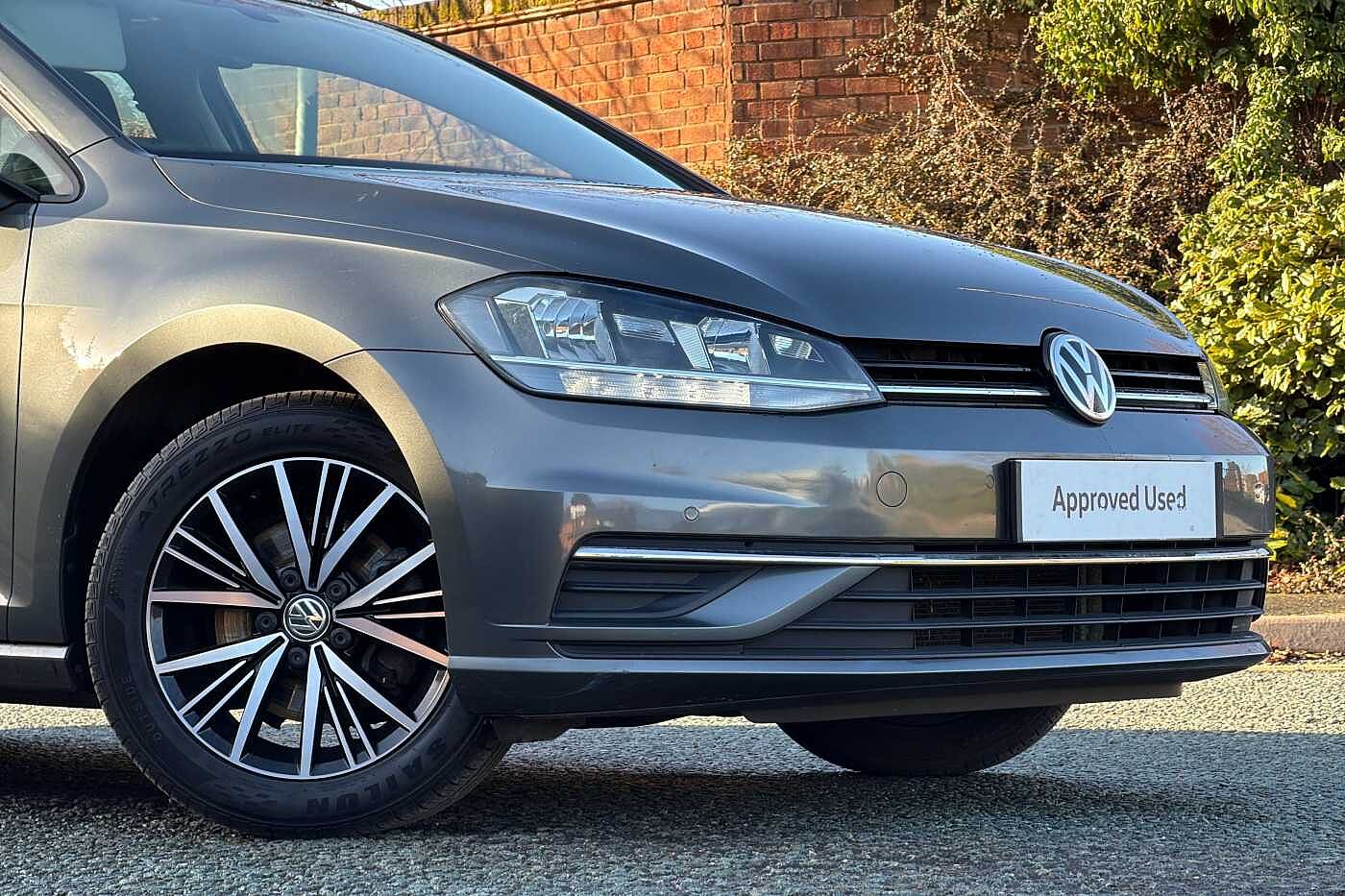 Used Volkswagen Golf 2017 for sale - 76800353: Photo 13